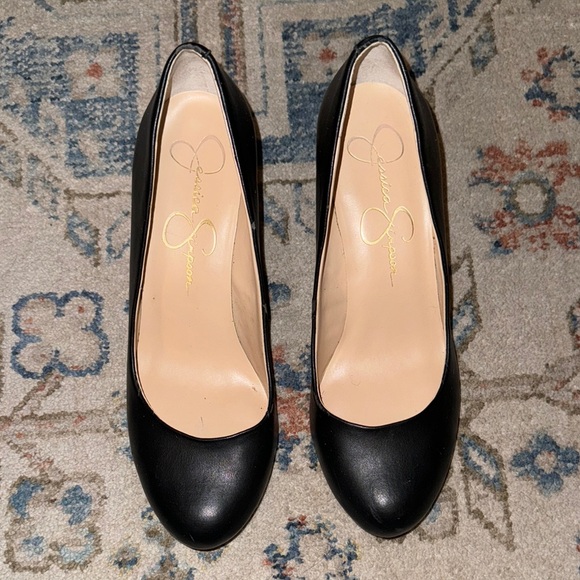 Jessica Simpson Black Wedges with Smooth Leather and Rounded Toe - Picture 1 of 8